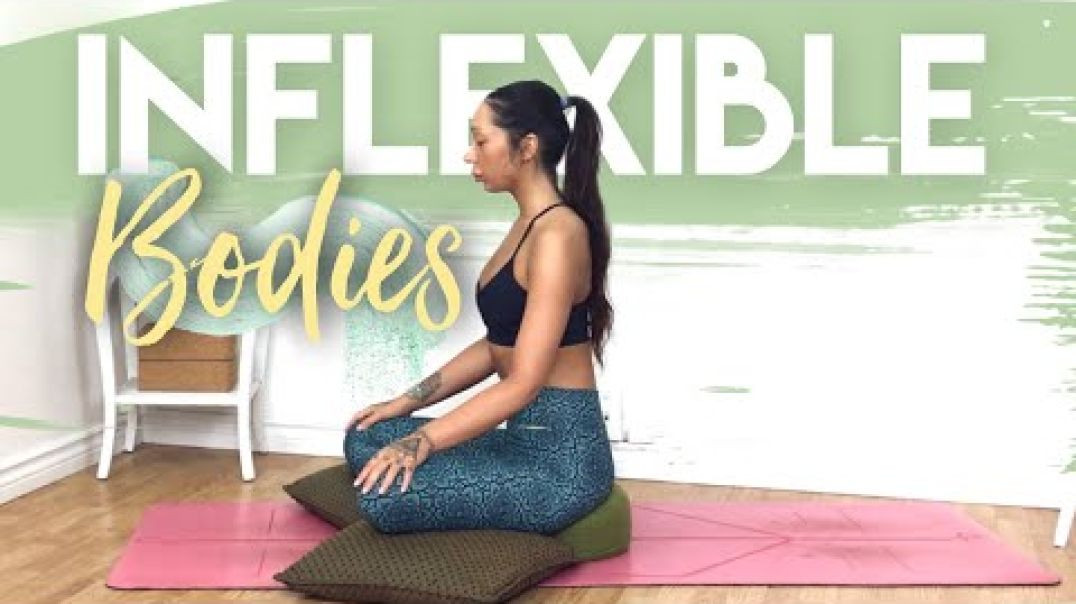 ⁣10 Min Yoga Block Poses For General Back Pain & Tension (All Levels Yoga)